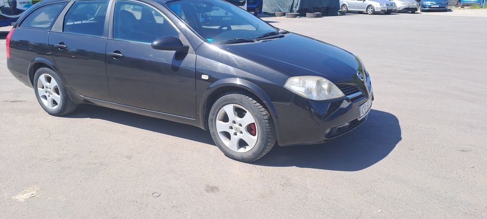 Nissan Primera P12