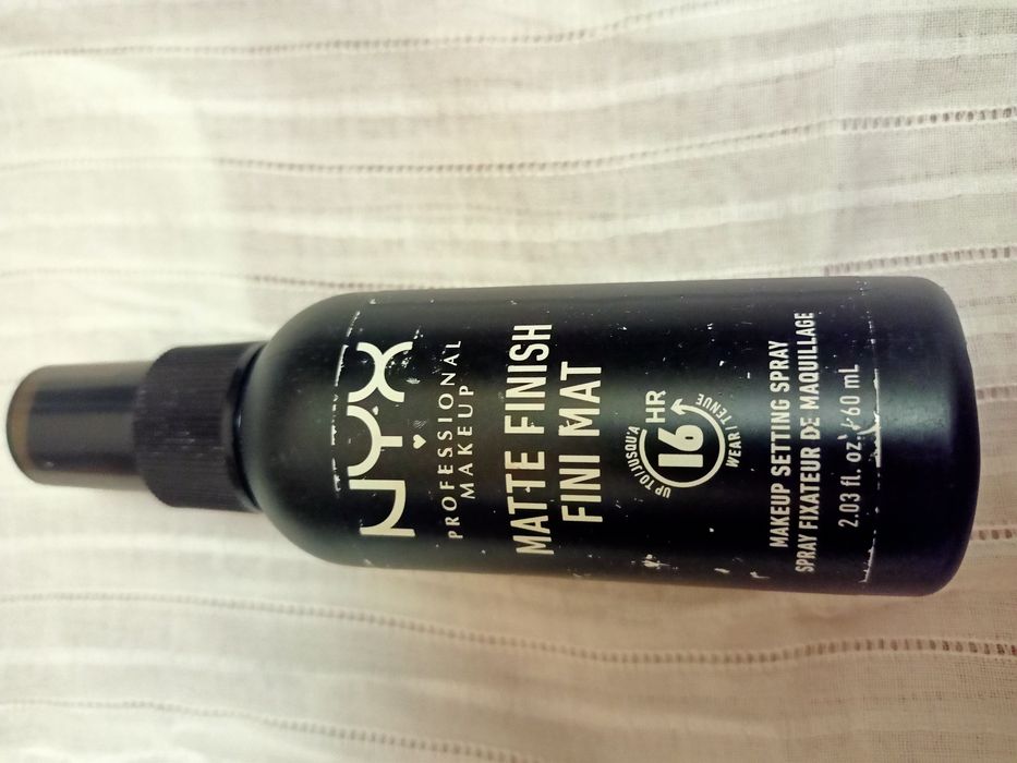 Nyx mgiełka utrwalająca makijaż 60 ml