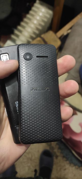 Лот мобільних телефонів кнопочки samsung Philips