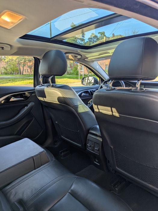 Infiniti QX30 2017
