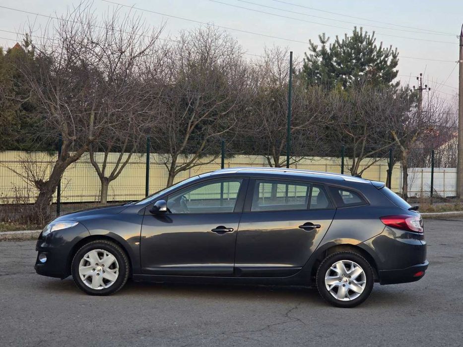 Продам  Renault Megane 2013. Можна в розстрочку, під викуп.