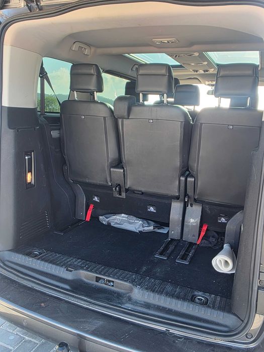 Peugeot e-Traveller — fotografia 3