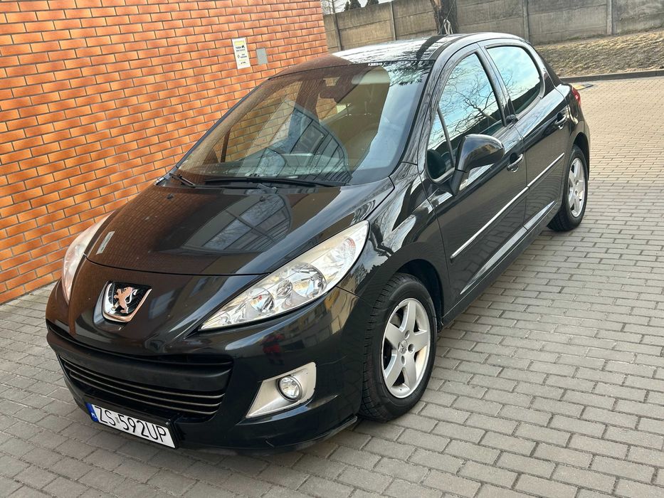 Peugeot 207 Lift 2011r. 1.6 benzyna