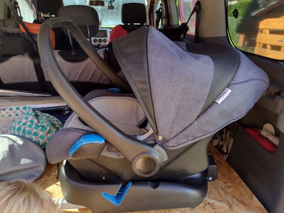 Fotelik samochodowy łupinka ISOFIX