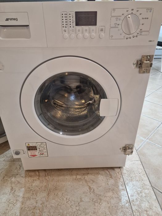 Máquinade lavar e secar Smeg.