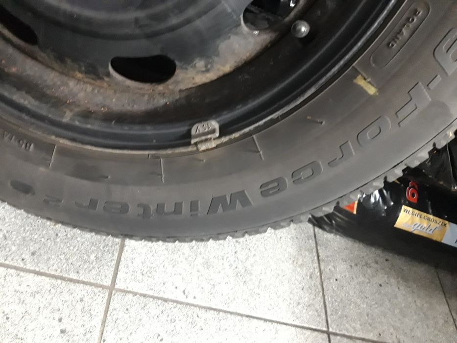 Opony zimowe 195/65R15