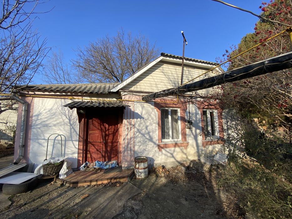 Будинок на богополі біля 17 школи