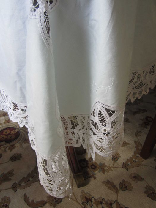 Lindíssima Toalha Verde Água Bordado Manual- Grande BAIXA