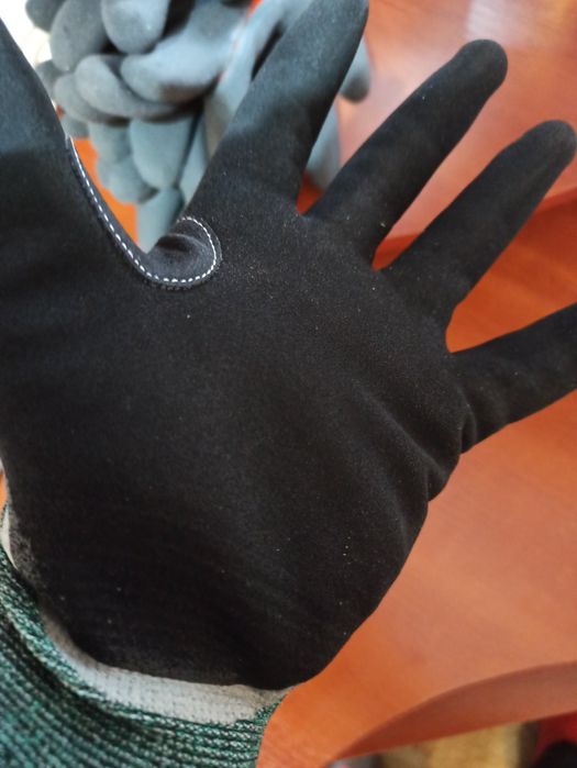 Перчатки  рабочие ATG   MaxiCut  34-305 OIL.