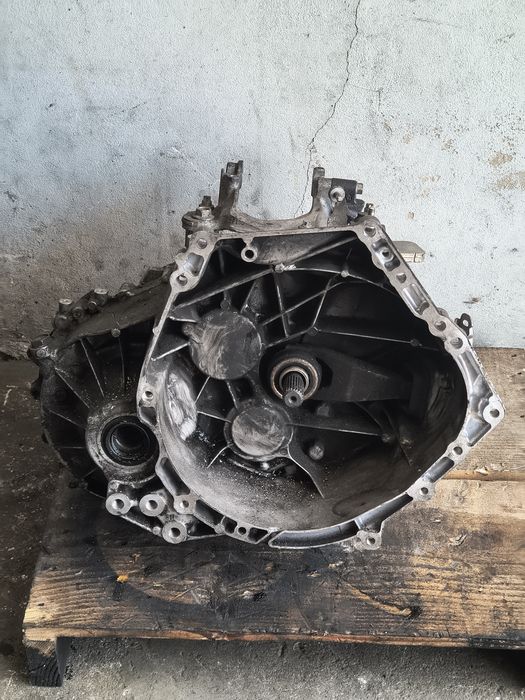 Caixa manual Mazda 2.2