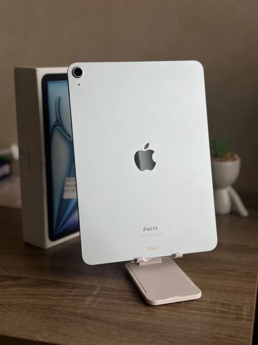 Ipad Air 11  2024Г. 128Gb заблокирован