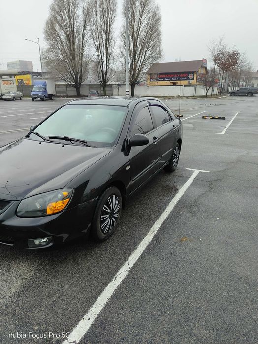 Автомобиль Киа Серато