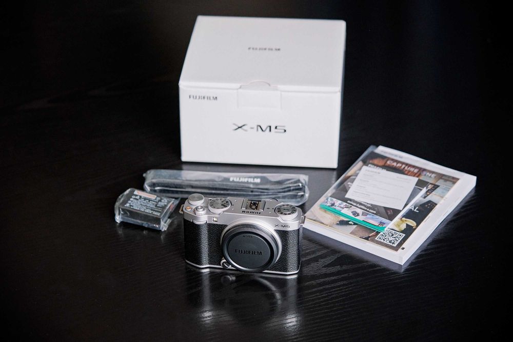 Fujifilm X-M5 Prata (corpo apenas) | Nova