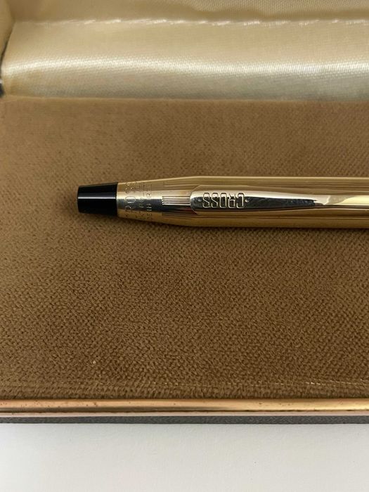 CROSS 1/20 10 KT ROLLED GOLD MADE IN IRELAND