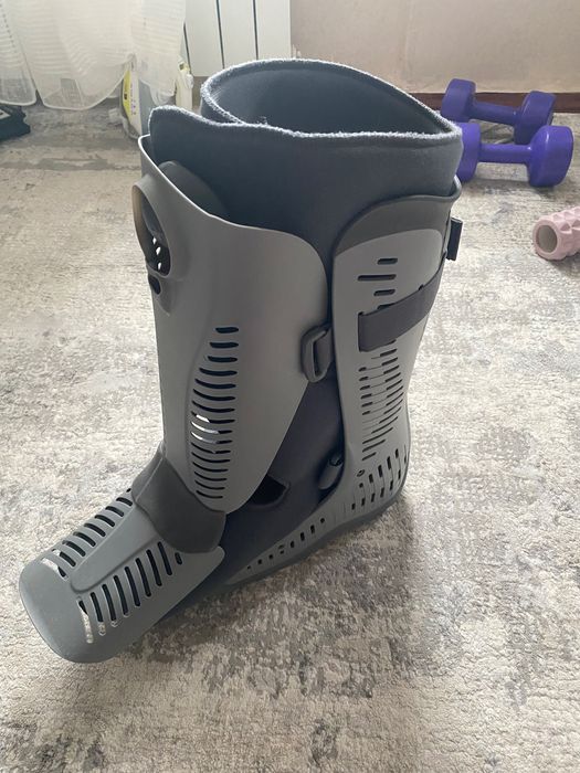 ортез голіностопний Össur Rebound Air Walker