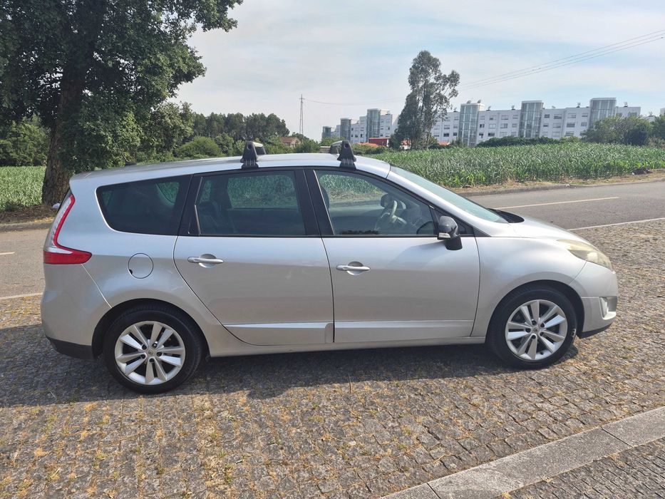 Grand Scenic Renault