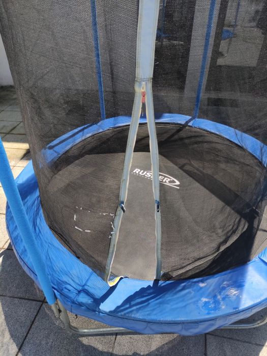 Trampolim de Criança