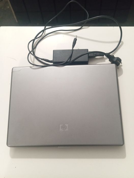 Ноутбук HP Compaq 6720s