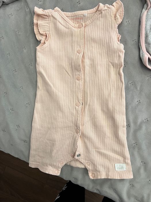 Речі для дівчинки на 3-6 місяців