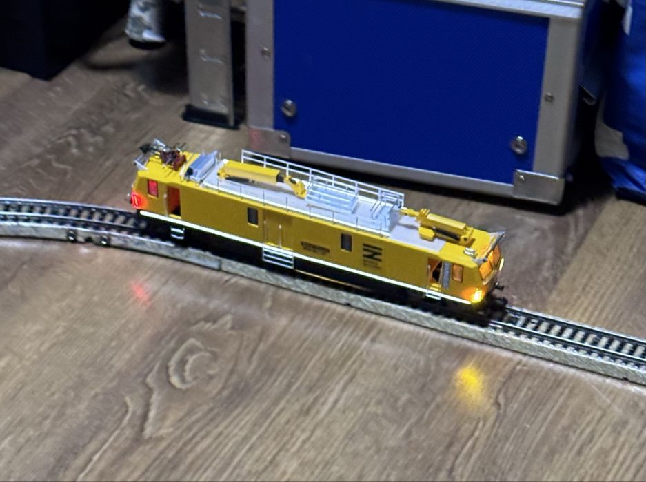 Model pociągu sieciowego MTW 100.1 w skali H0 V3 UPGRADE
