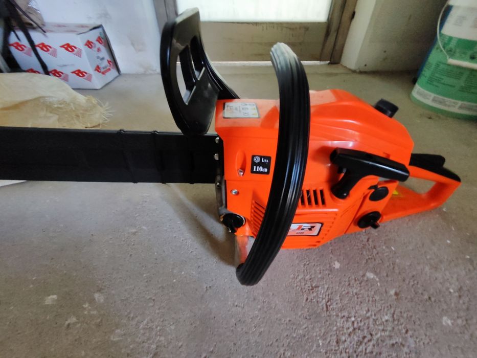 Vendo motoserra como novo