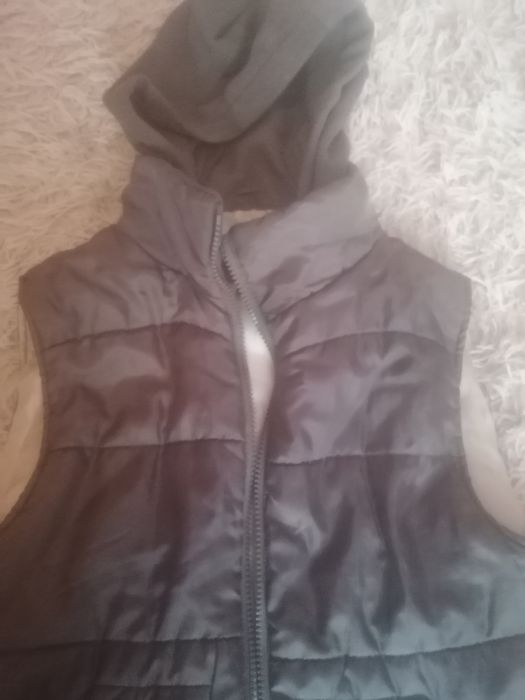 Жилетка на девочку