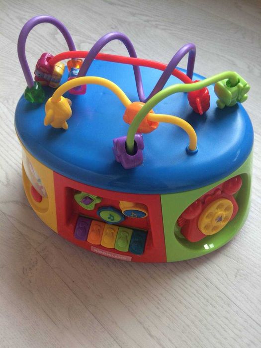 Ігровий центр "Kiddieland Мультицентр". На російській мові.