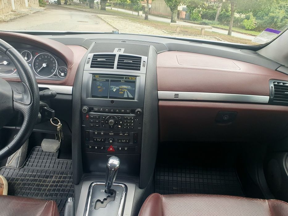 Peugeot 407 Coupé 2.7 HDI V6 Biturbo - 204 cv
