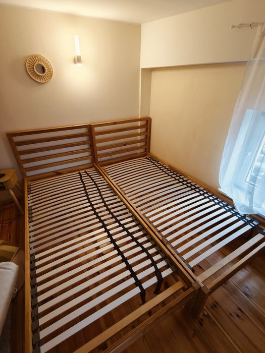 2 łóżka jednoosobowe z ikeja