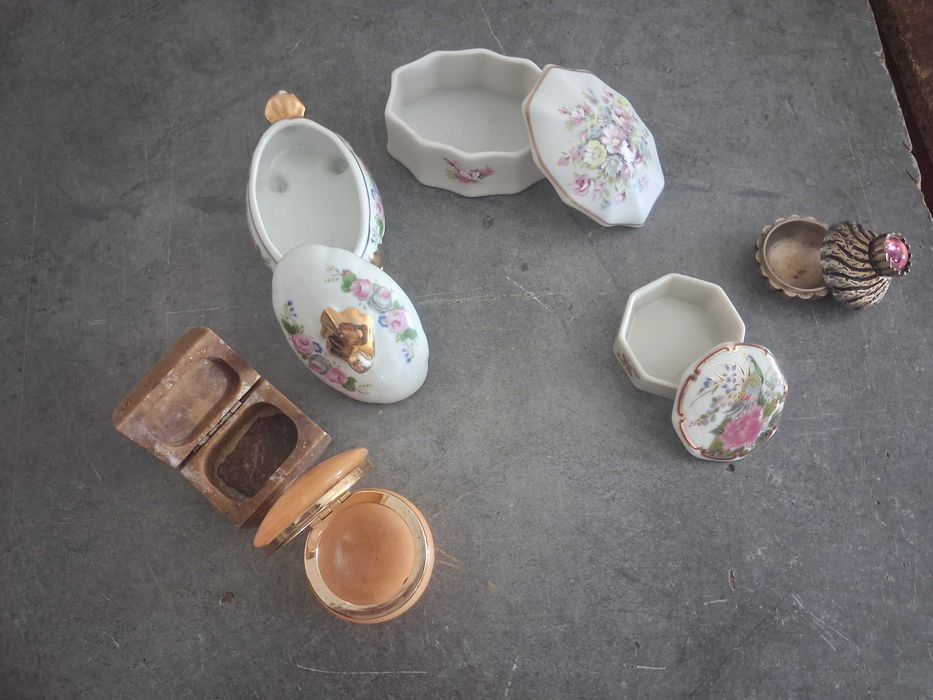 Miniaturas Em porcelana