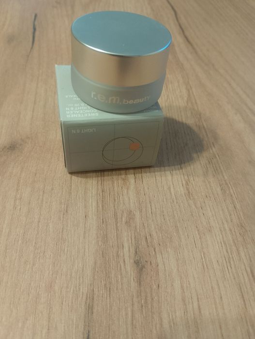 Zestaw kosmetyków - r.e.m beauty i morphe