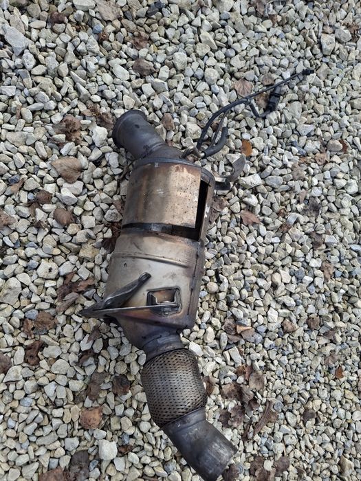 Puszka Katalizatora BMW E60 E61 N47 2.0D 520D