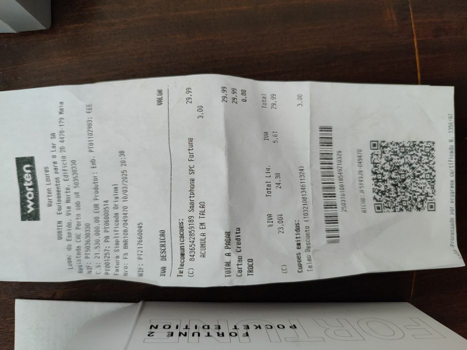 Telefone SPC semi-novo.