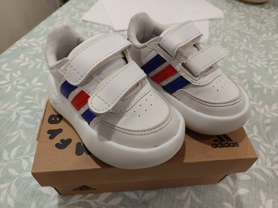 Adidas Bubble Comfy 19