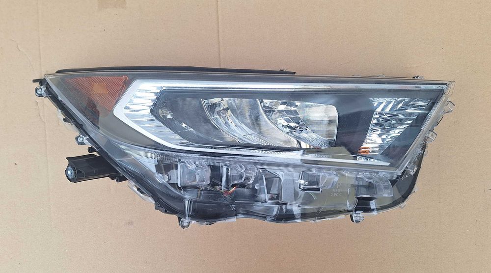 фара Toyota Rav4 2020 2021 2022 2023 Тойота Рав4
