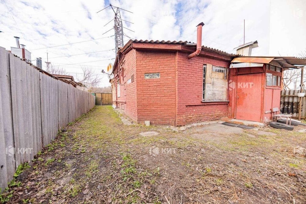 Половина будинку, 55м2, 5соток Центр (м. Защитников Украины, ул. Франковская 8)132309