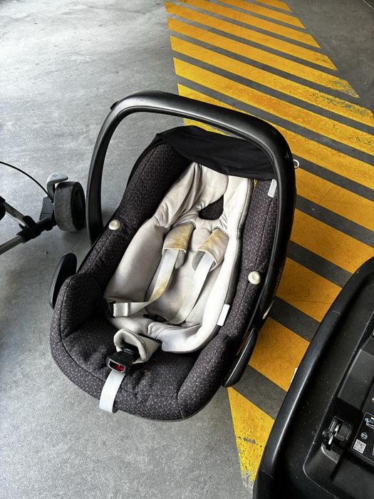 Conjunto cadeiras auto + ovo + base isofix + carrinho de passeio