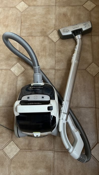 Пылесос Electrolux ULTRAACTIVE ZUP3860C