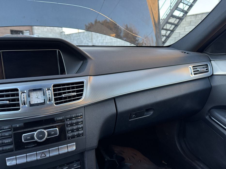 Торпеда w212 rest mercedes торпеда мерседес 212 рест консоль чорна