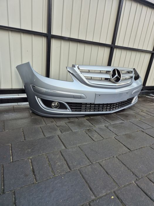 Zderzak przód przedni mercedes b klasa W245 rok 07 kod lak 391