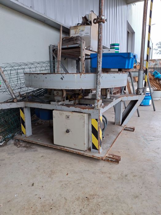 Desenrolador de arame para bobines 1000KG com motor + variador