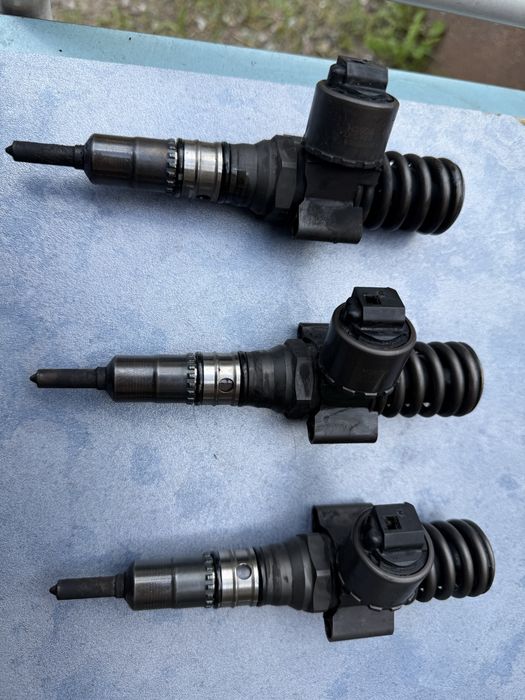 Pompwtryski 2.0 tdi Golf V A3 03g.130.073G+