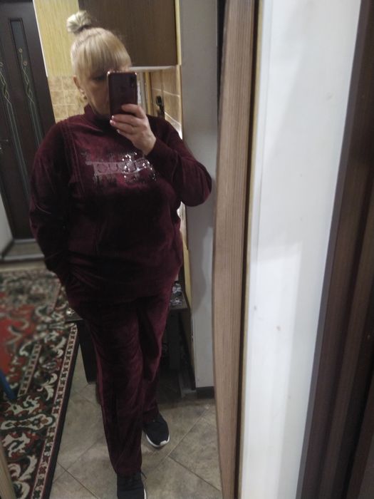 Классный костюм велюр