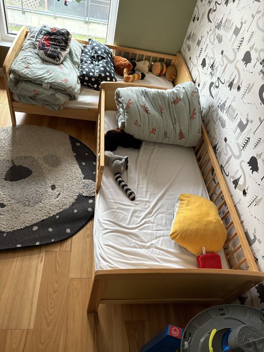 Łóżko sosnowe i materac Hilding Dobranocka 70x140 bliźniaki