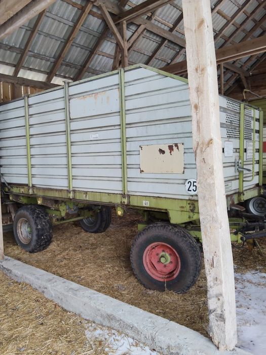 Przyczepa do kukurydzy