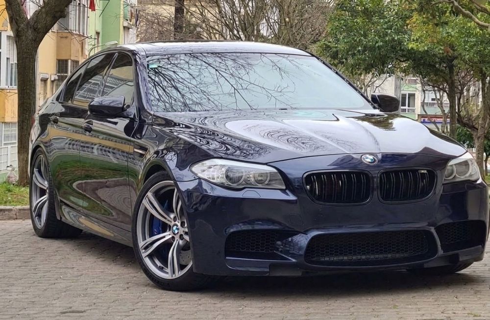 BMW M5