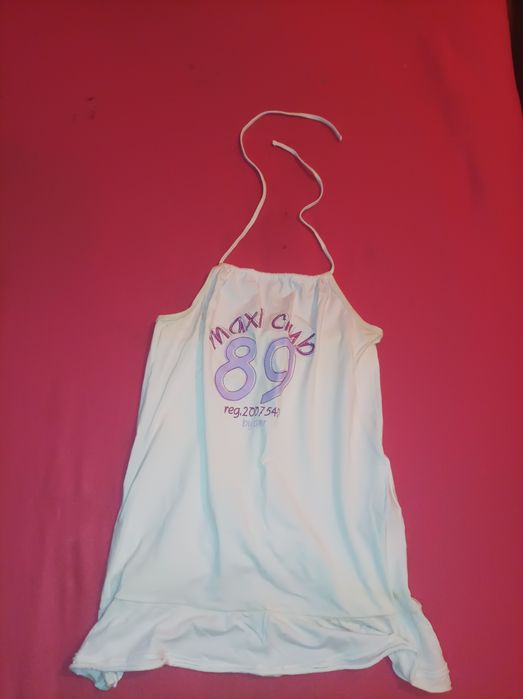 Top branco sem mangas