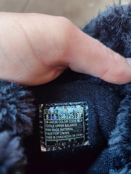 Сапожки уги Skechers