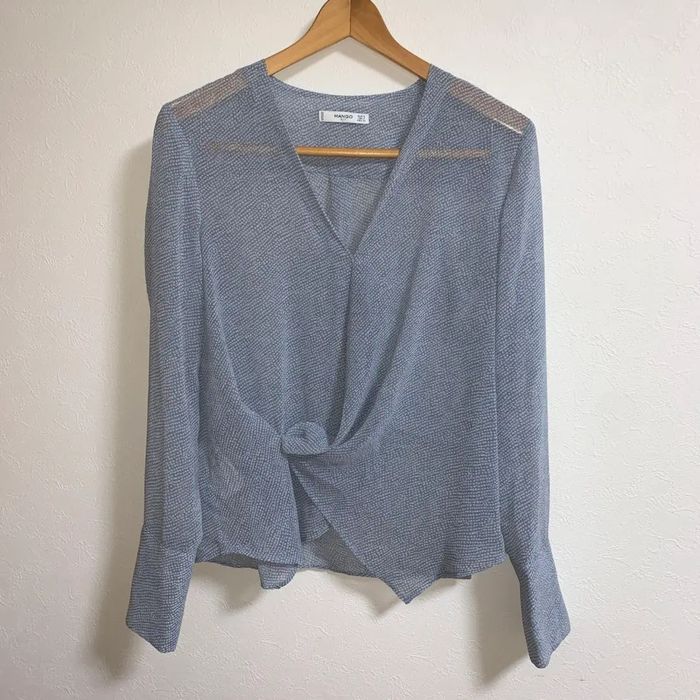 Ніжна блузка з принтом квіти Mango