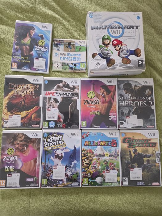 Wii com jogos e plataforma.